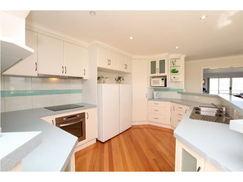 123 Mt Stuart Drive, Newnham TAS 7248
