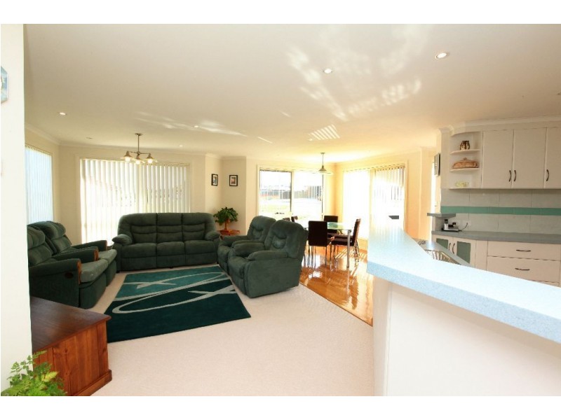 123 Mt Stuart Drive, Newnham TAS 7248