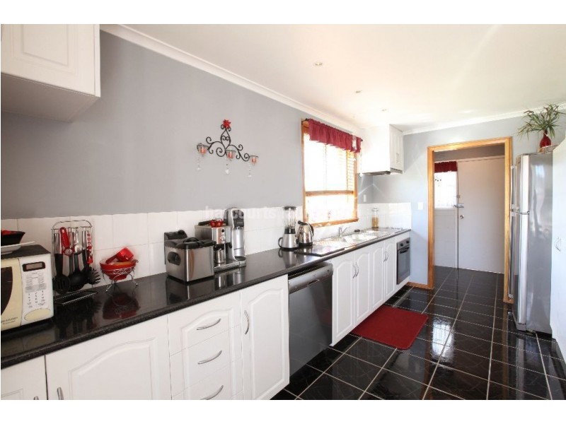 19 Waterloo Street, Ravenswood TAS 7250