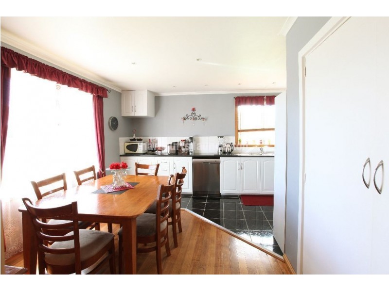 19 Waterloo Street, Ravenswood TAS 7250