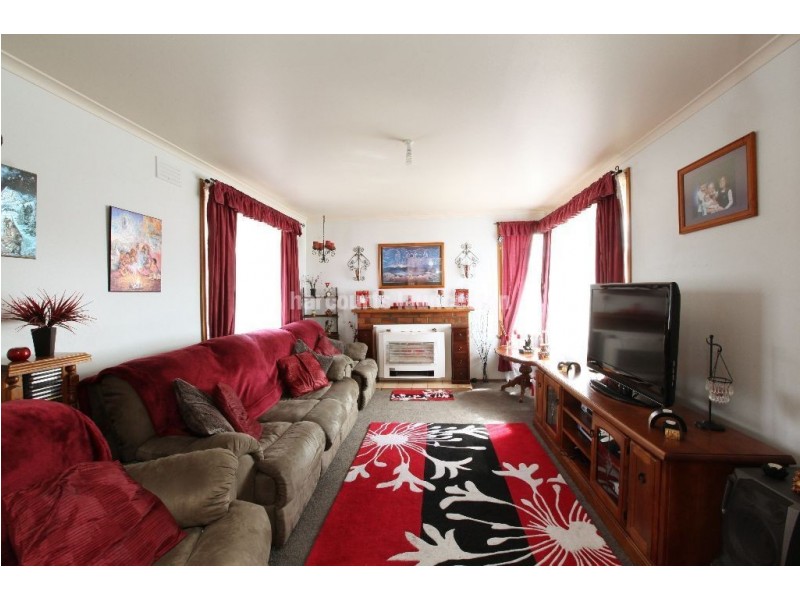 19 Waterloo Street, Ravenswood TAS 7250