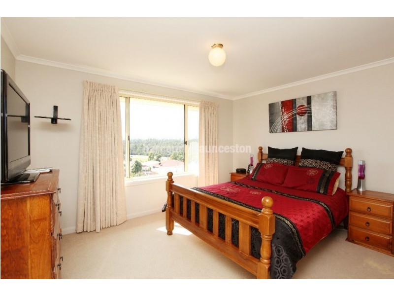 4 Mountain View Court, Prospect Vale TAS 7250