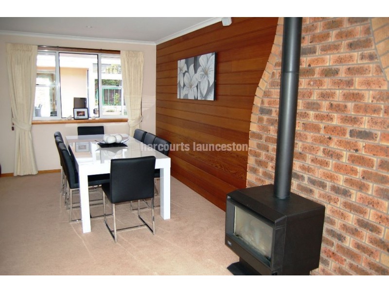 27 Bettina Avenue, Norwood TAS 7250