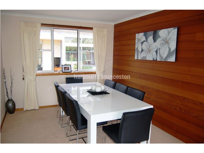 27 Bettina Avenue, Norwood TAS 7250