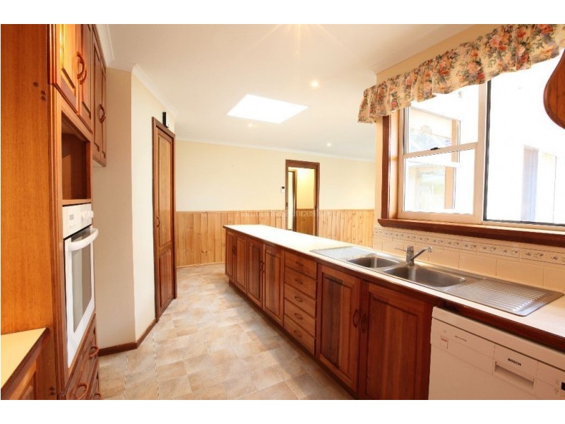 27 Bettina Avenue, Norwood TAS 7250