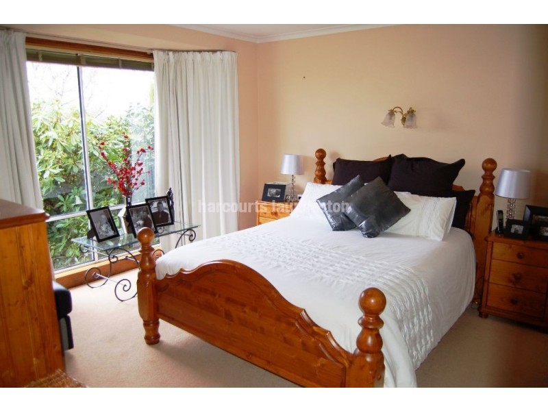 27 Bettina Avenue, Norwood TAS 7250