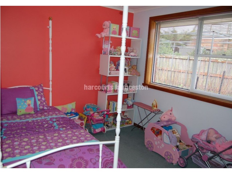 27 Bettina Avenue, Norwood TAS 7250