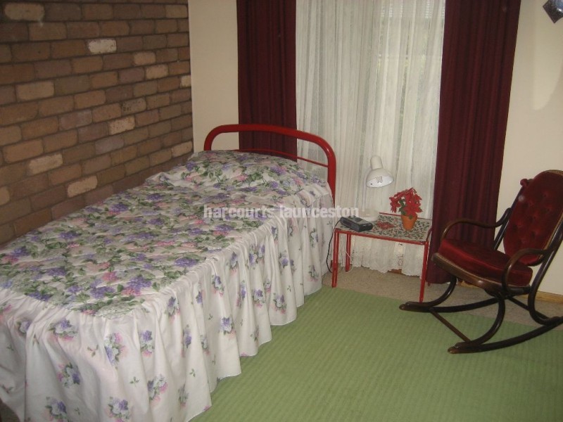 2/2 Kestrel Court, Riverside TAS 7250