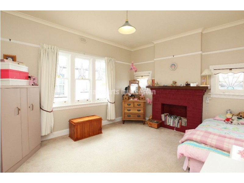 13 Como Crescent, Newstead TAS 7250