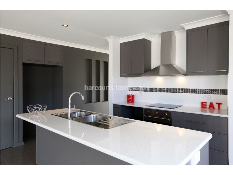 2 Gladstone Place (Off Bertha Street), Prospect TAS 7250