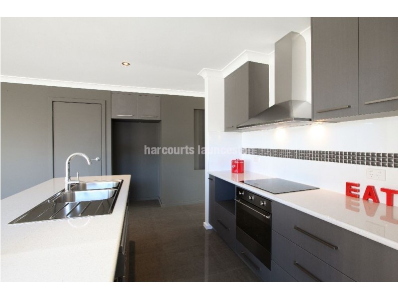 2 Gladstone Place (Off Bertha Street), Prospect TAS 7250