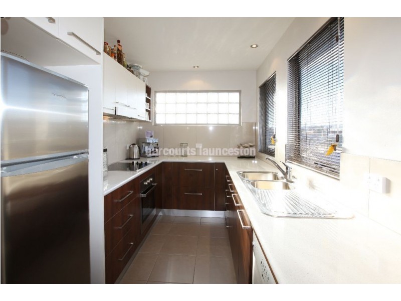 2 Frank Street, Invermay TAS 7248