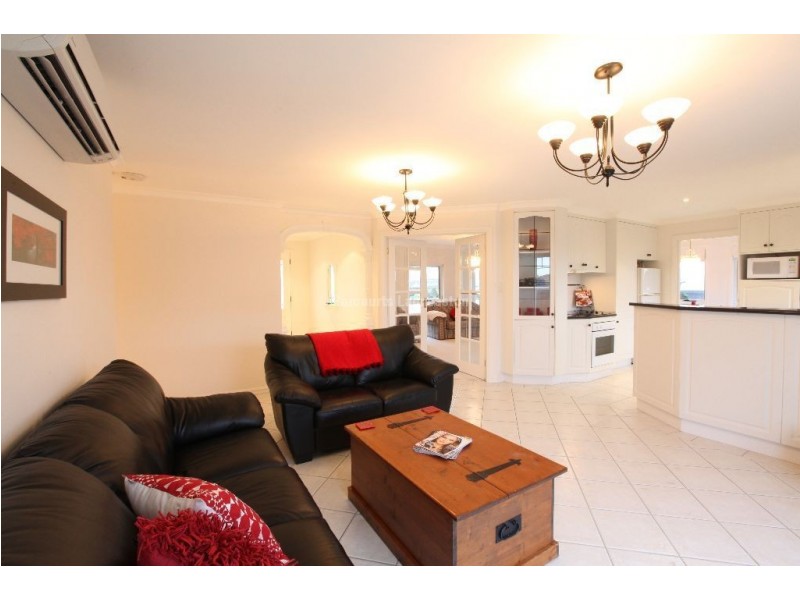 8 Trafalgar Drive, Prospect Vale TAS 7250