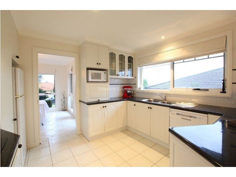 8 Trafalgar Drive, Prospect Vale TAS 7250