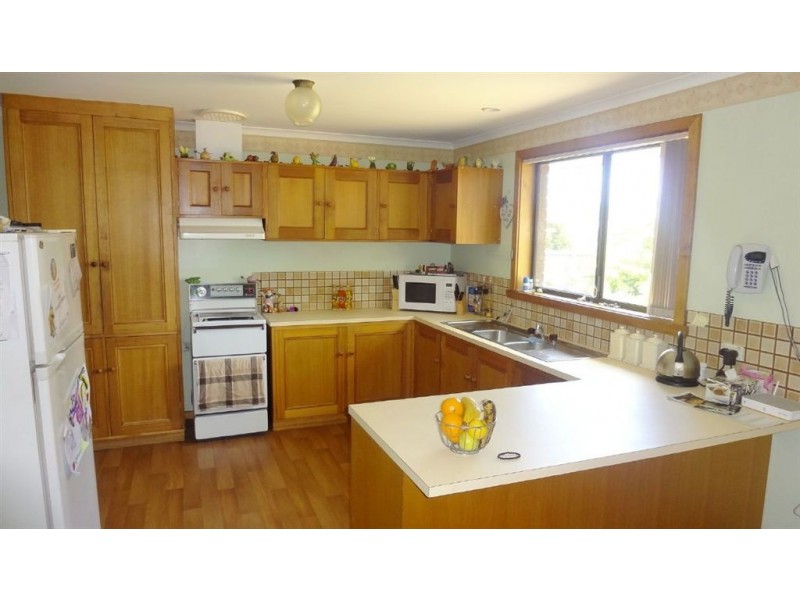 11 Mount Stuart Drive, Newnham TAS 7248