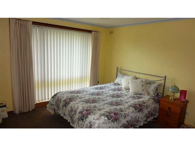 11 Mount Stuart Drive, Newnham TAS 7248