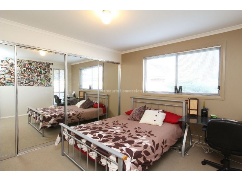 13 Pocket Place, Newnham TAS 7248