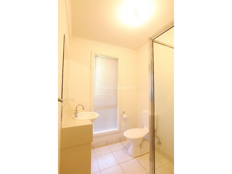 13 Pocket Place, Newnham TAS 7248