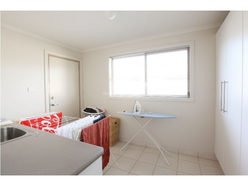 13 Pocket Place, Newnham TAS 7248