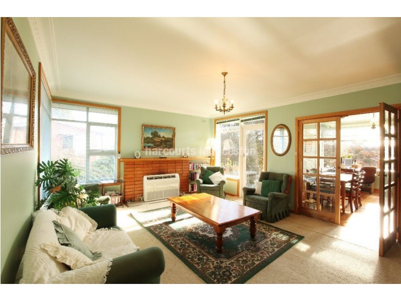 8 Balaka Place, Newstead TAS 7250