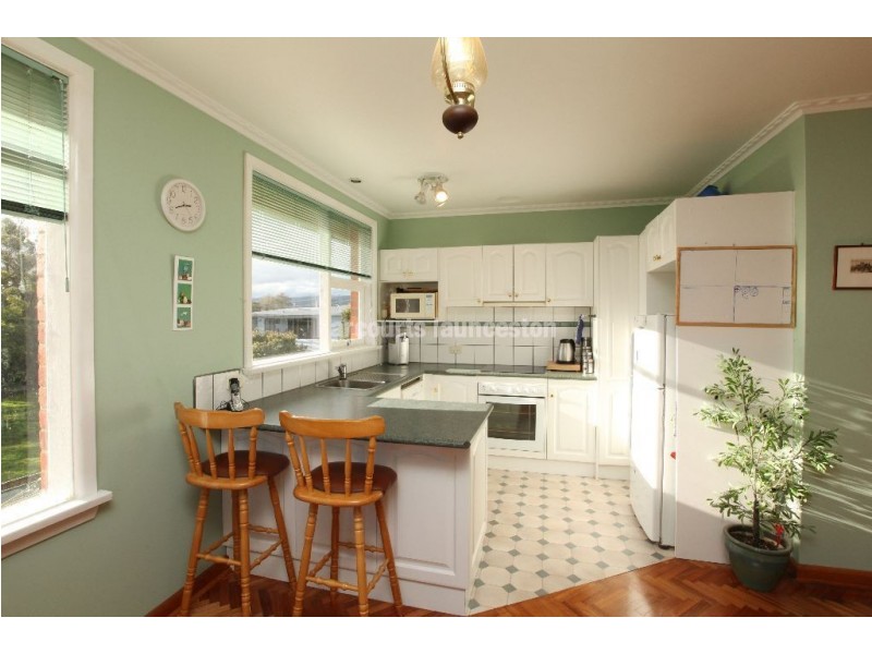 8 Balaka Place, Newstead TAS 7250
