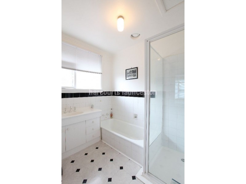 8 Balaka Place, Newstead TAS 7250
