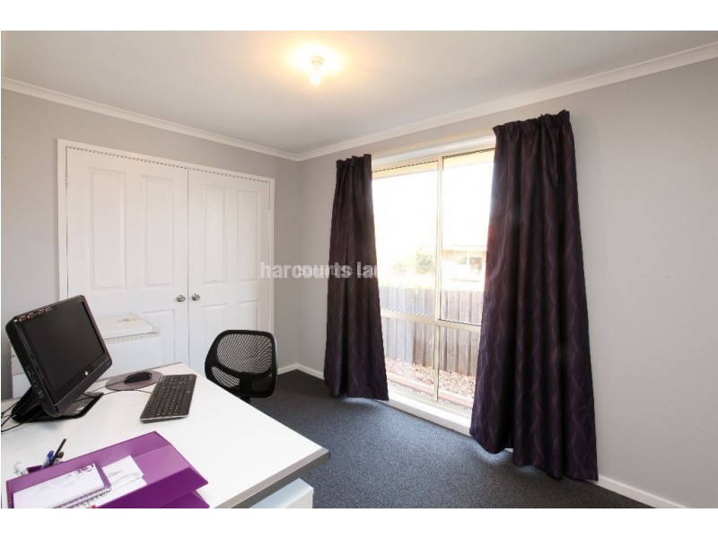 3 Picasso Place, Newnham TAS 7248