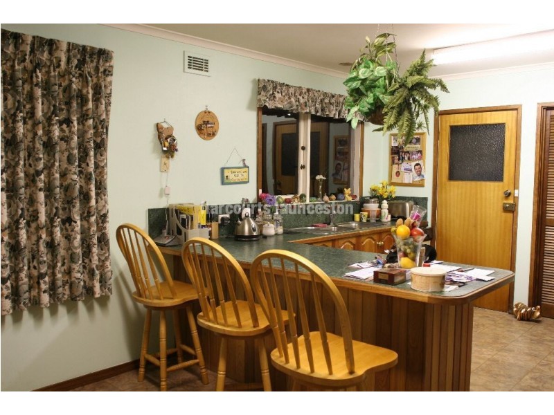 7 Rossmoyne Street, Norwood TAS 7250