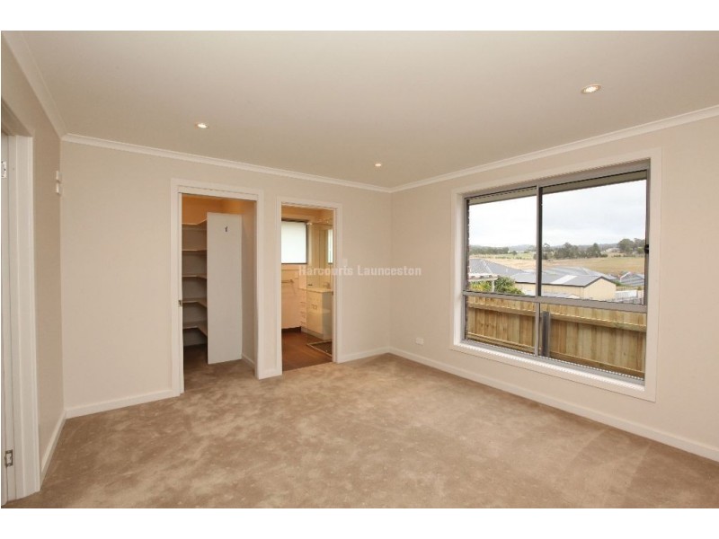 1/16 Andros Place, Legana TAS 7277