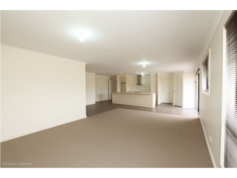 2 Malachi Court, Newnham TAS 7248