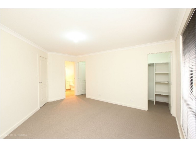 2 Malachi Court, Newnham TAS 7248