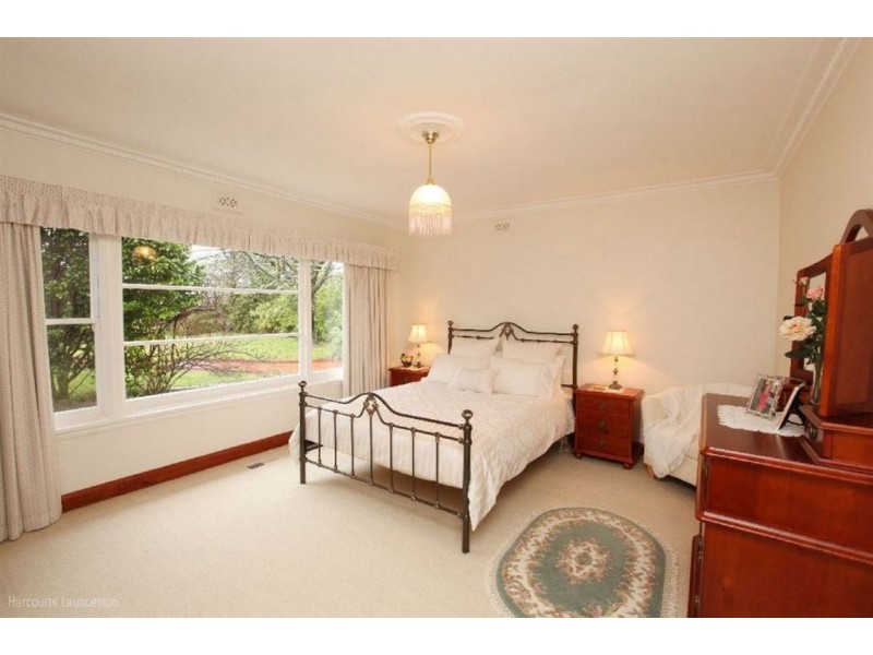 37 Gascoyne Street, Kings Meadows TAS 7249