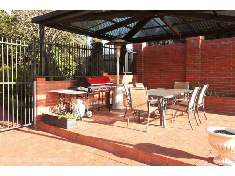 37 Gascoyne Street, Kings Meadows TAS 7249