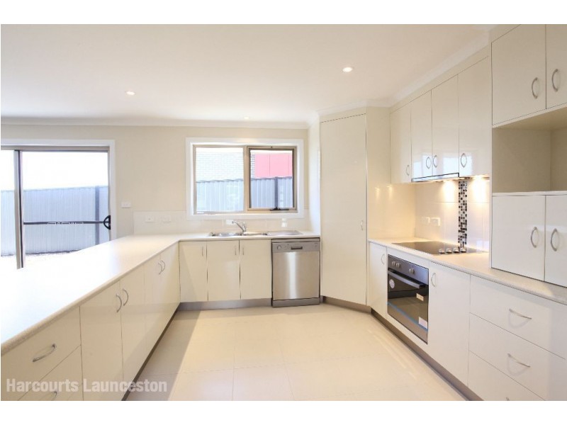 9 Orchard Avenue, Legana TAS 7277