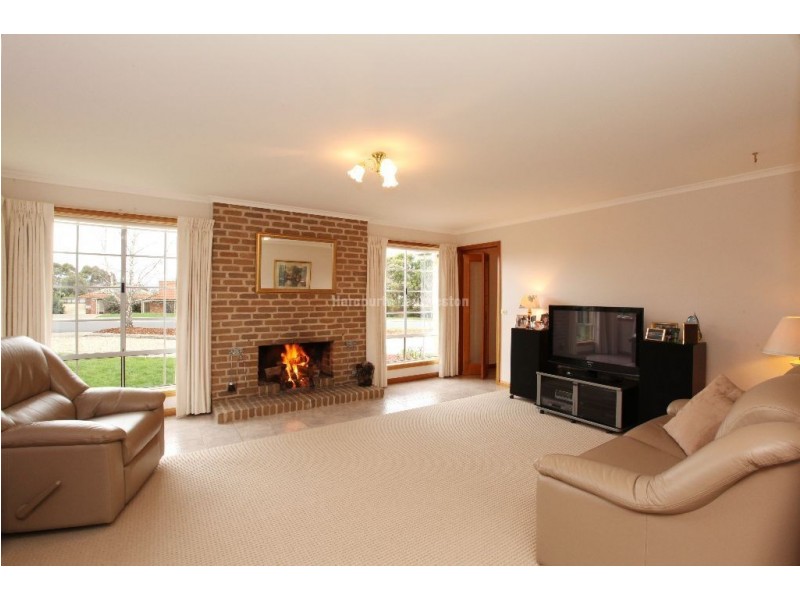 5 Casino Rise, Prospect Vale TAS 7250