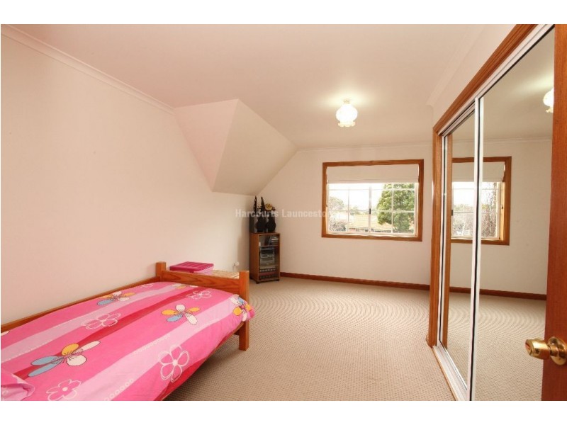 5 Casino Rise, Prospect Vale TAS 7250