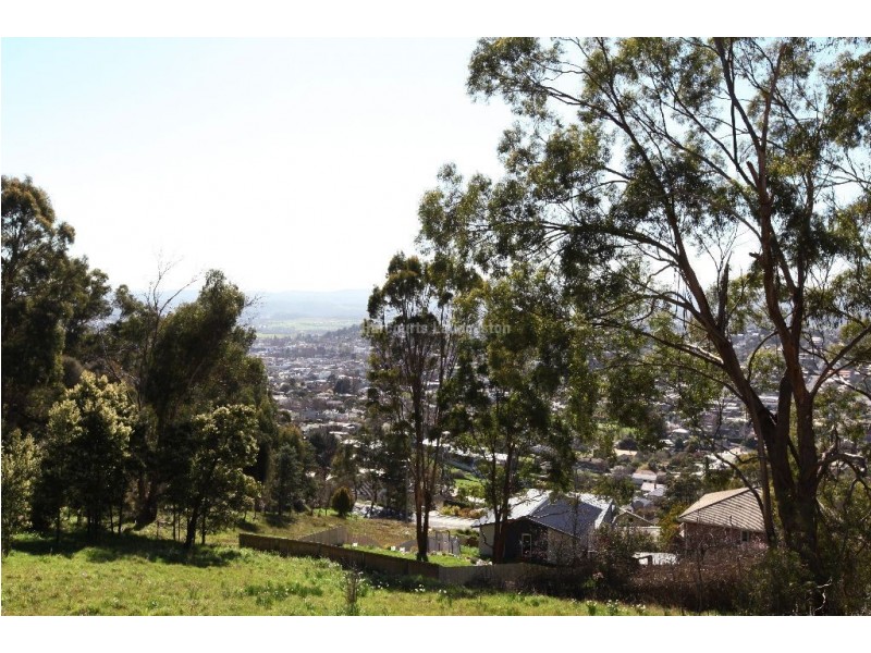 39 Salisbury Crescent, West Launceston TAS 7250