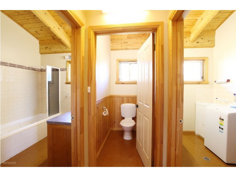 Villa 8/35 Main Street, Bridport TAS 7262