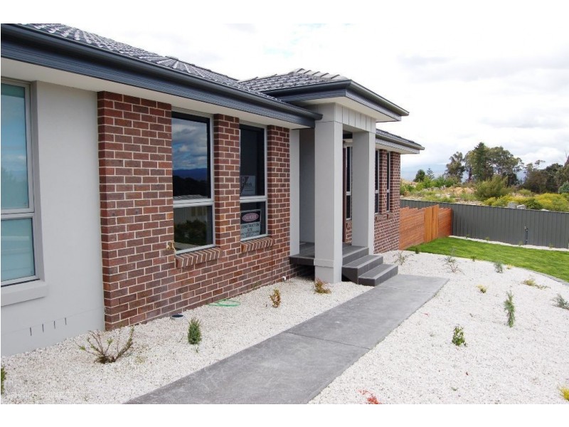 9 Gladstone Place, Prospect TAS 7250