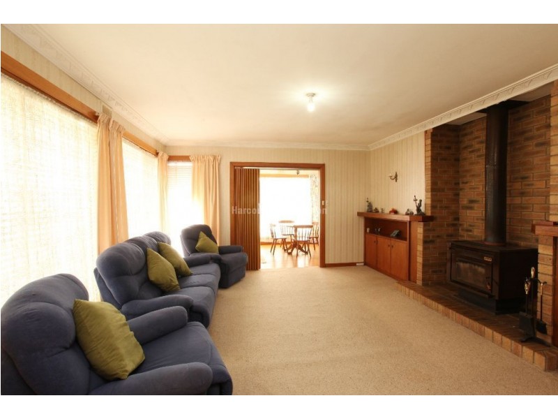 31 Bond Street, Kings Meadows TAS 7249