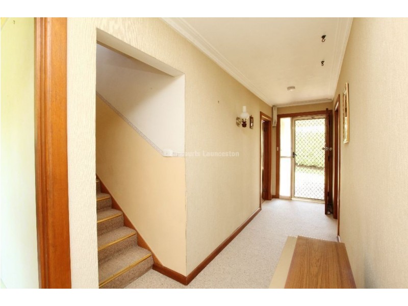 31 Bond Street, Kings Meadows TAS 7249