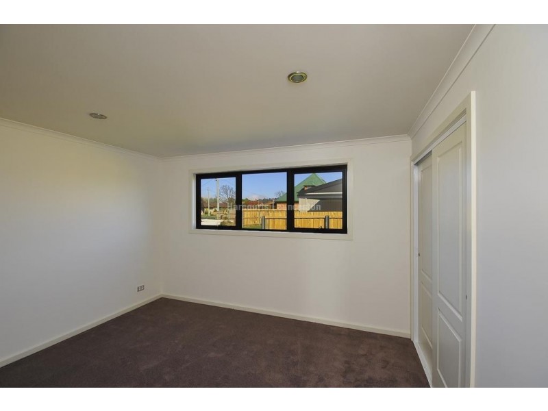 2/8 Banksia Grove, Perth TAS 7300