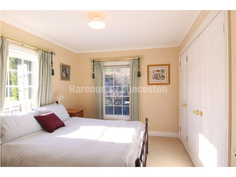 52 Bayview Drive, Blackstone Heights TAS 7250