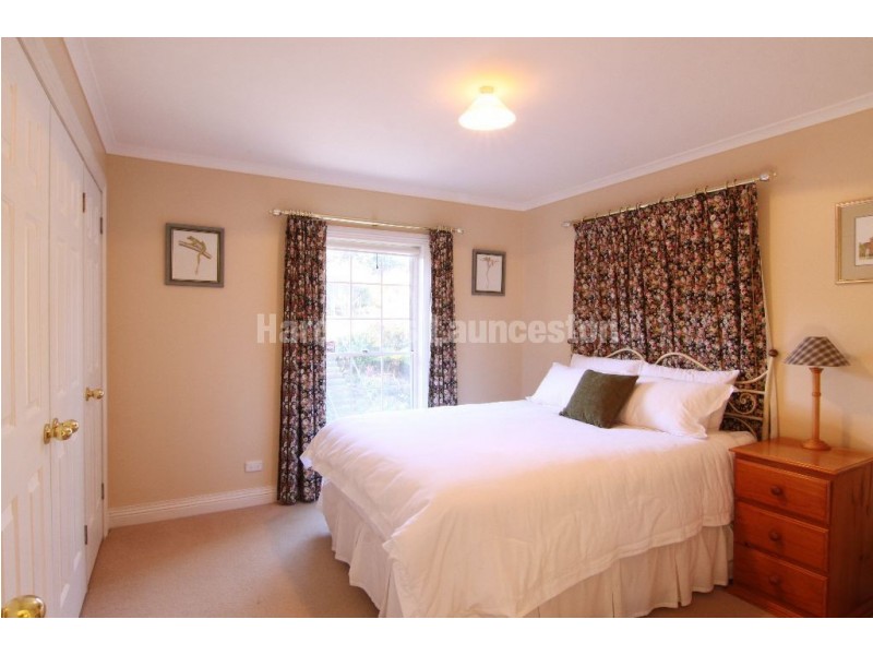 52 Bayview Drive, Blackstone Heights TAS 7250