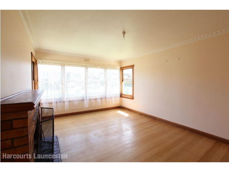 22 Crestview Court, Newnham TAS 7248