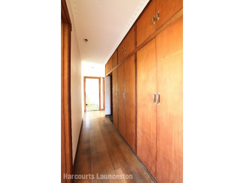 22 Crestview Court, Newnham TAS 7248