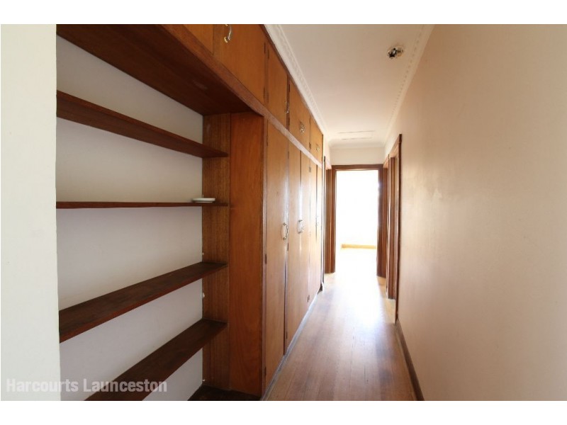 22 Crestview Court, Newnham TAS 7248