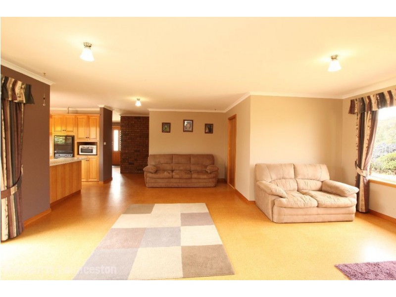 60 Boomer Road, St Leonards TAS 7250