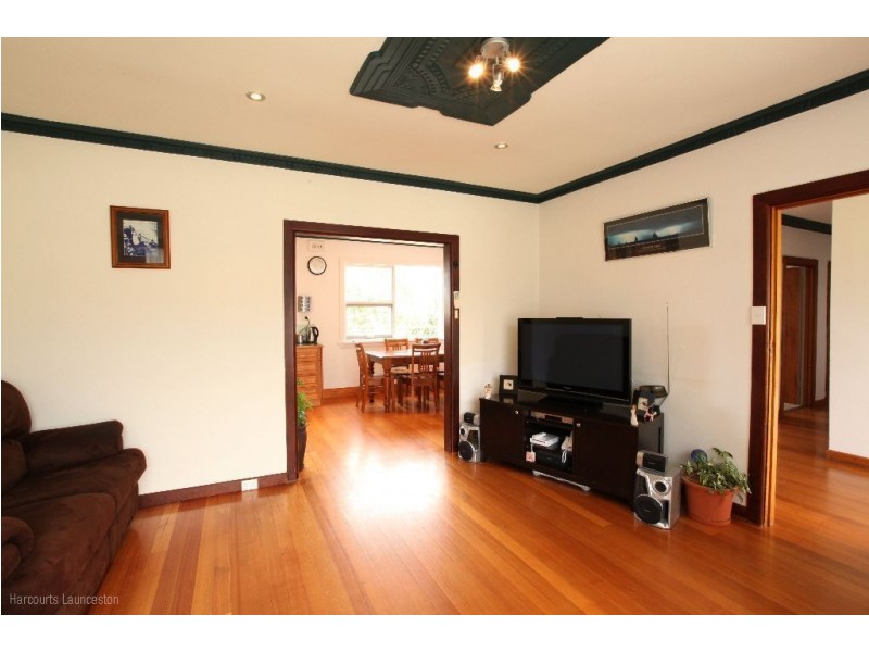 11 Harold Street, Kings Meadows TAS 7249