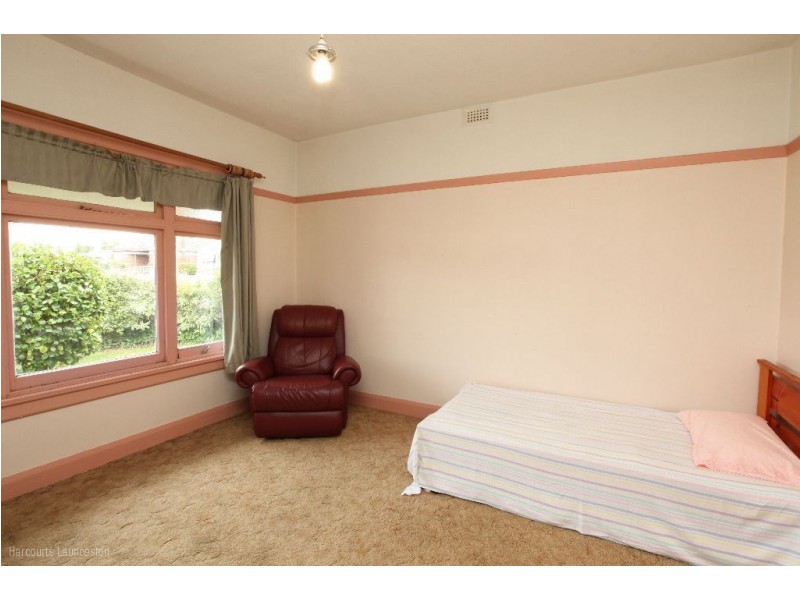 32 Verdun Street, Mowbray TAS 7248